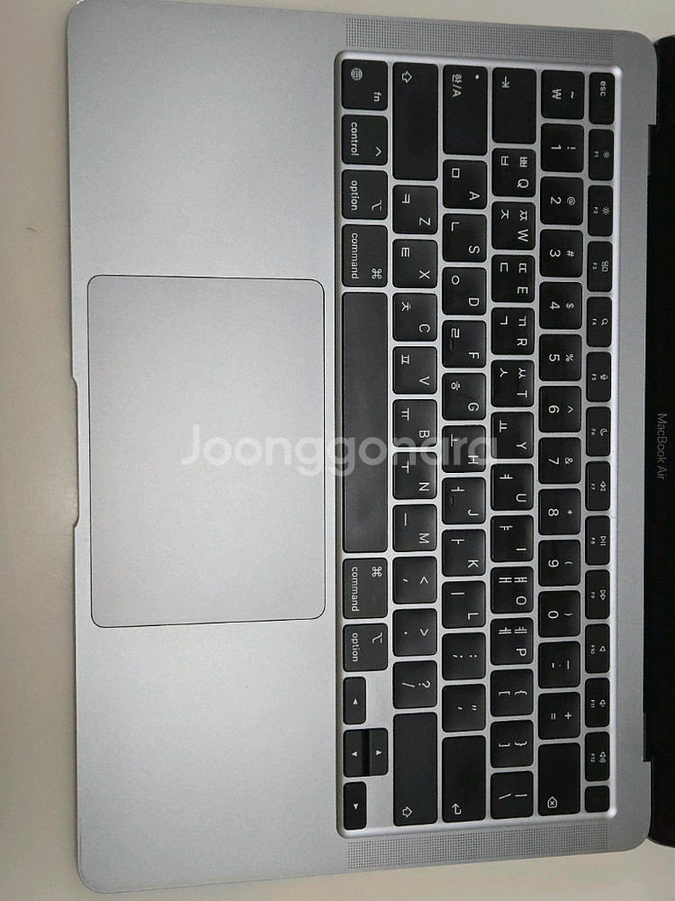 맥북에어 M1 스페이스 그레이 기본형 싸게 팝니다--6