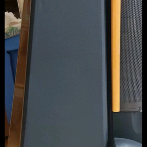 JBL TI 5000 하이엔드 스피커 플로어스댄딩 이미지