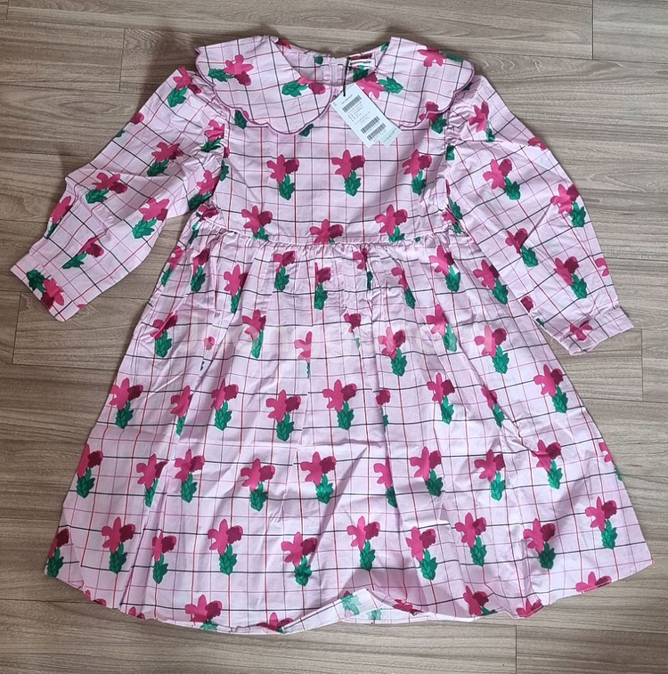 (새제품) 테일스쿱 꽃무늬 키즈 원피스 130--1