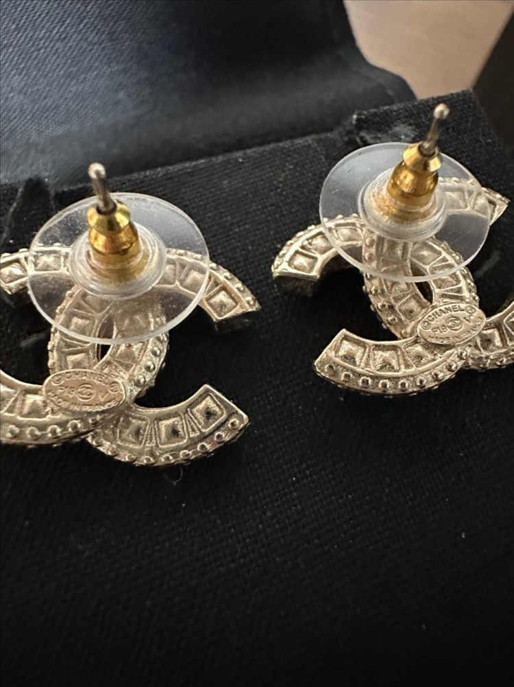 샤넬 귀걸이 A86504 정품--1