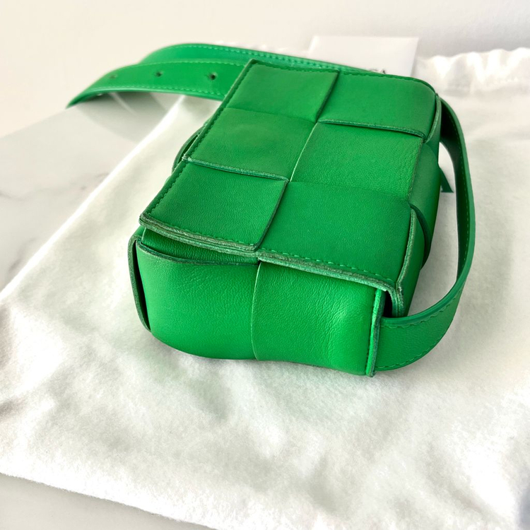 보테가베네타 미니 카세트백 레더 그린 크로스백 가방--7