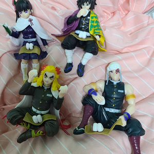 ~12/31 3천 할인 - 귀멸의칼날 피규어 4종