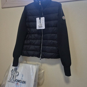 여성 몽클레어 니트 패딩 집업 m