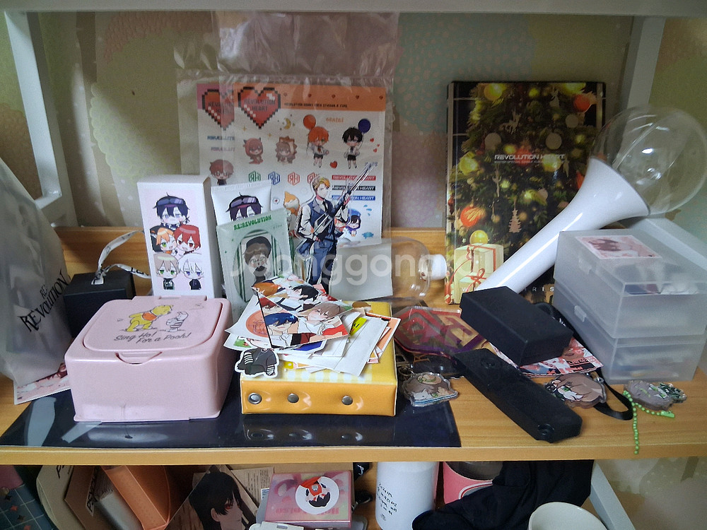 리레볼루션 굿즈 처분--0