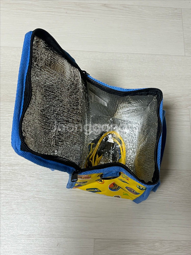 미니언즈 쿨러백(도시락가방)+빔프로젝터 키링 1.2--1