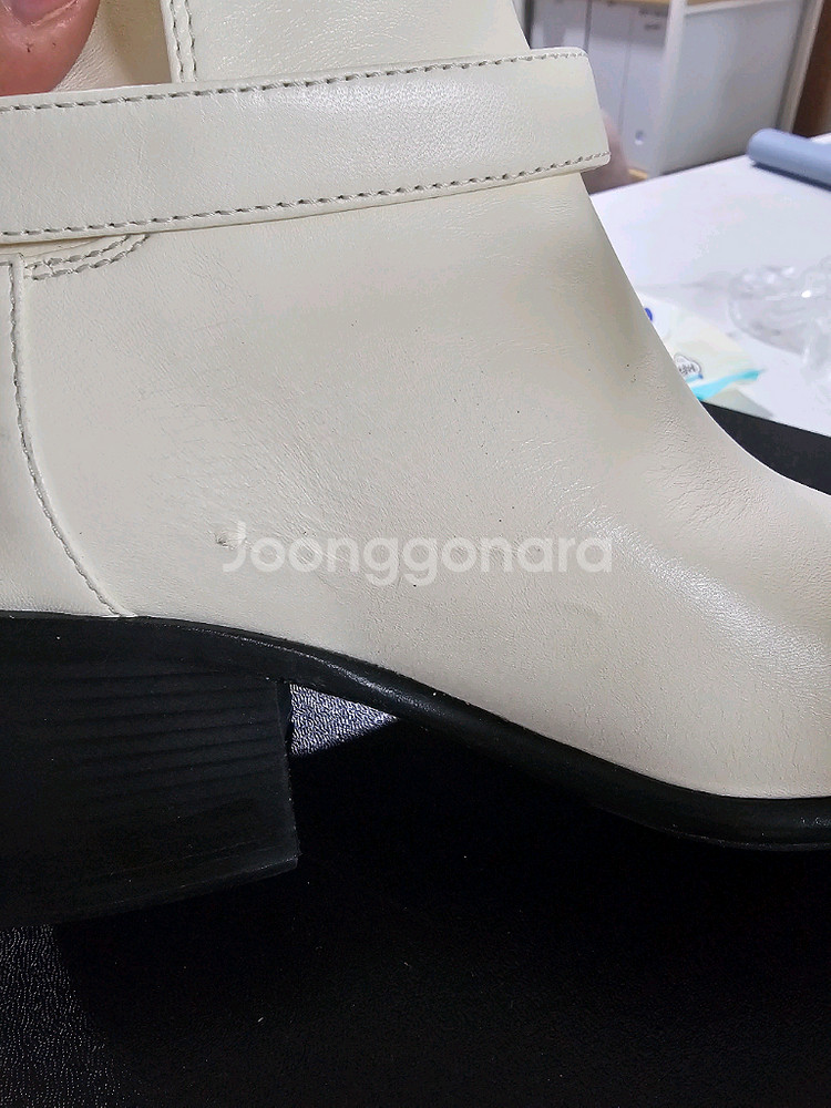 샤넬 앵클부츠 38사이즈--7