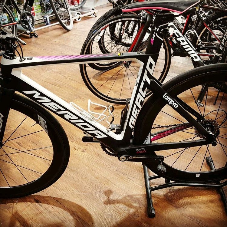 2016년형 메리다 리엑토4000--1