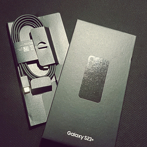 갤럭시 S23+