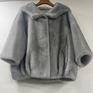 새상품) 페이크퍼 후드자켓