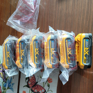 디월트 파워스택 밧데리 3.5