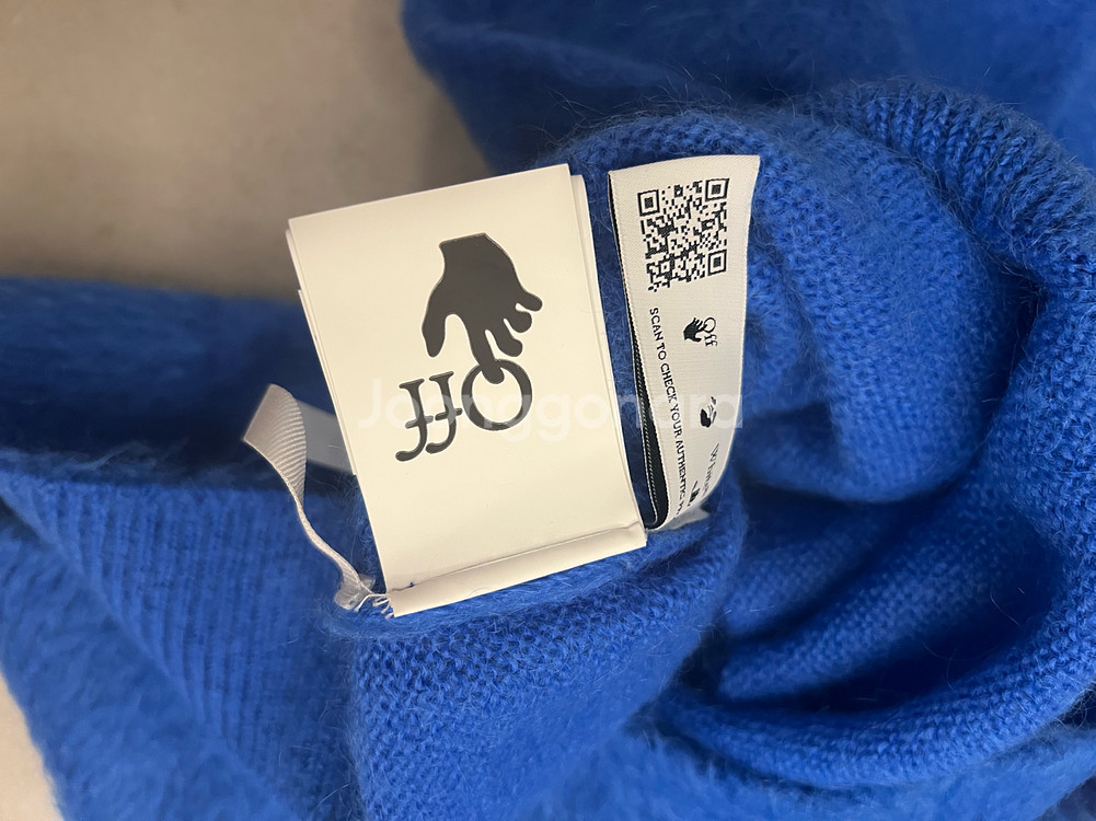 오프화이트 애로우 스케이트 텍스처 오버핏 니트 스웨터--3