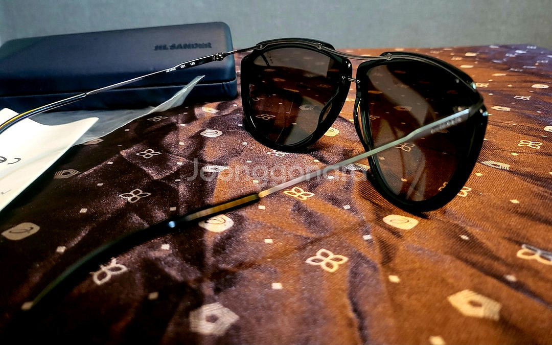 [미사용 새상품] Jil Sander 블랙우드 선글라스--6