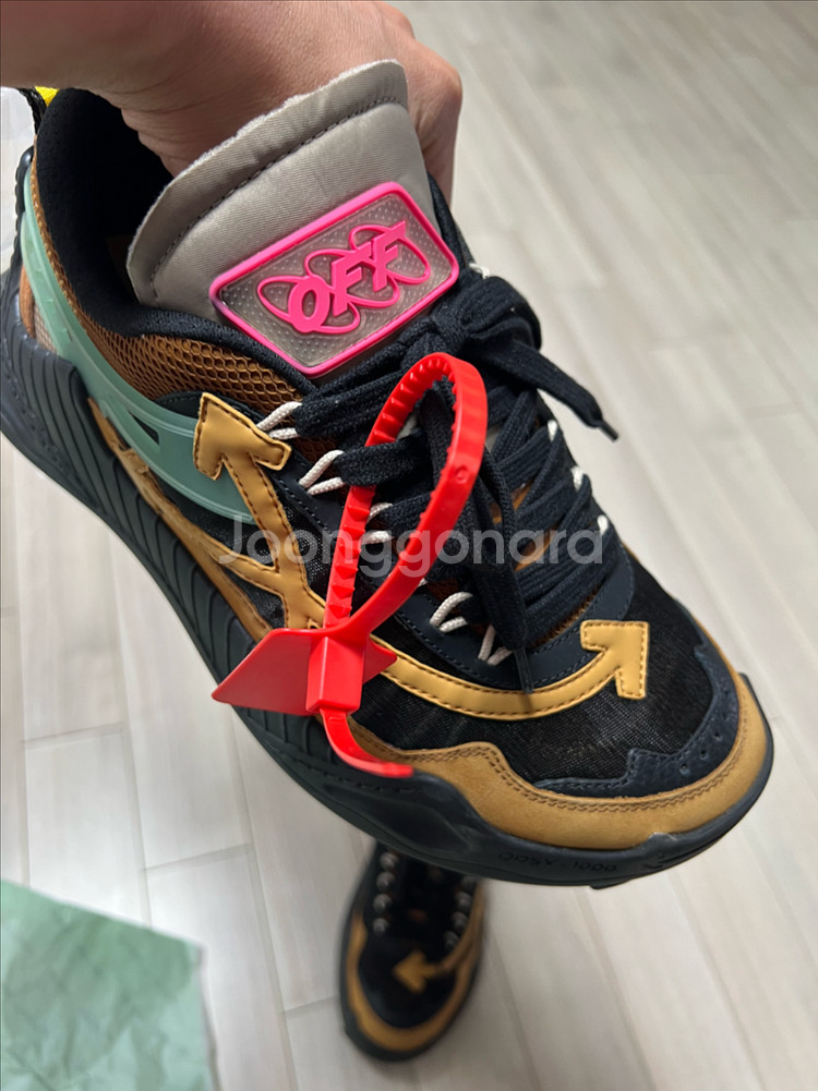 오프화이트 오드시1000(40사이즈)--0