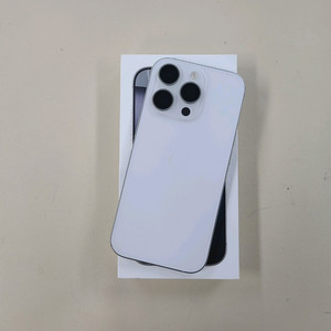 아이폰16프로 128G 밧데리100프로 상태굿 ^^