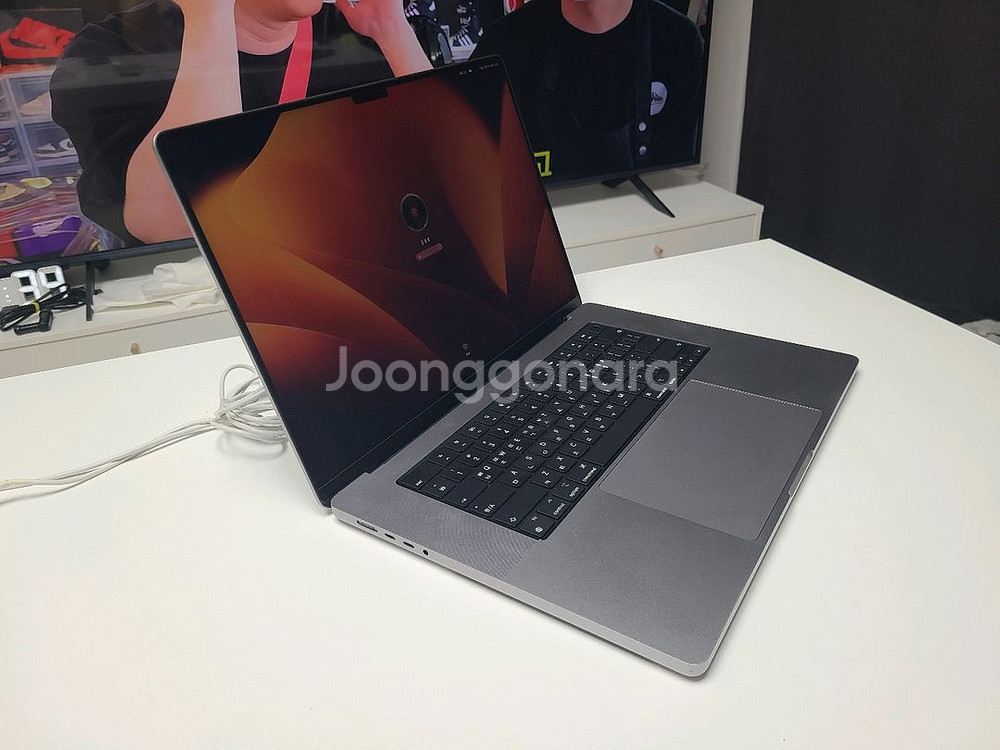 쿨매 맥북 프로 M1 16인치 32GB/1TB 고급형 원가390만원--1