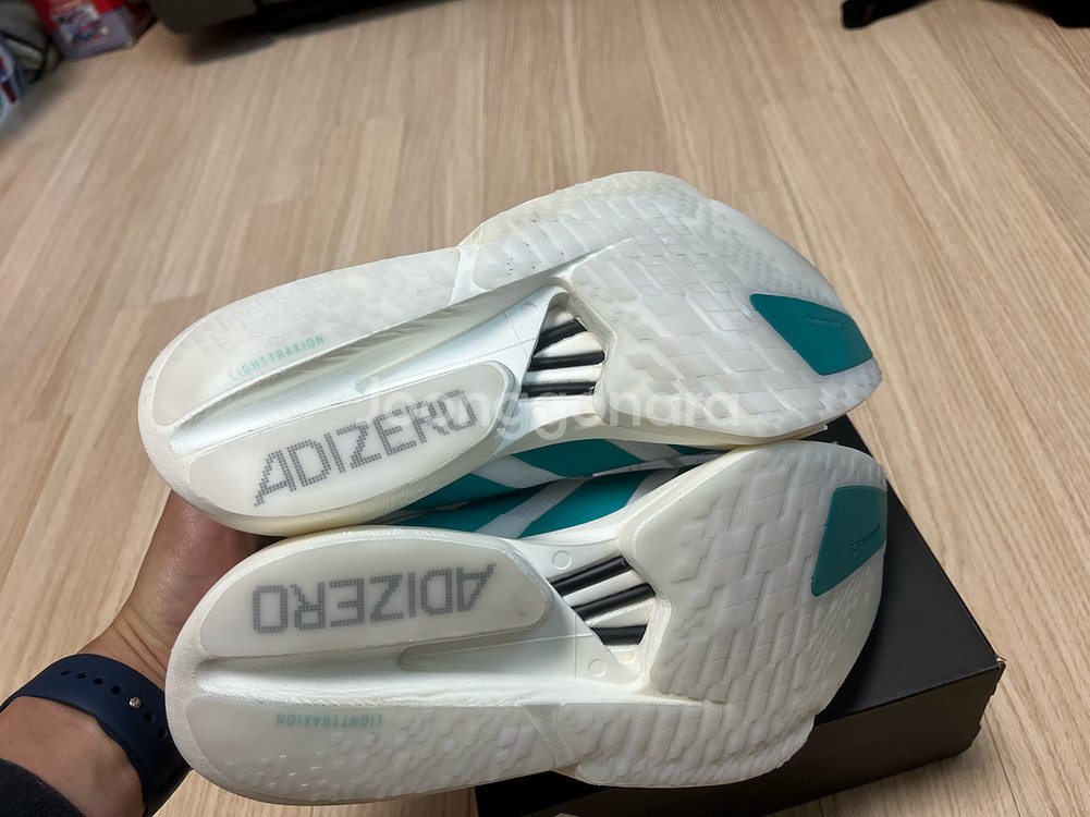 아디다스 아디오스 프로4 러닝화--4