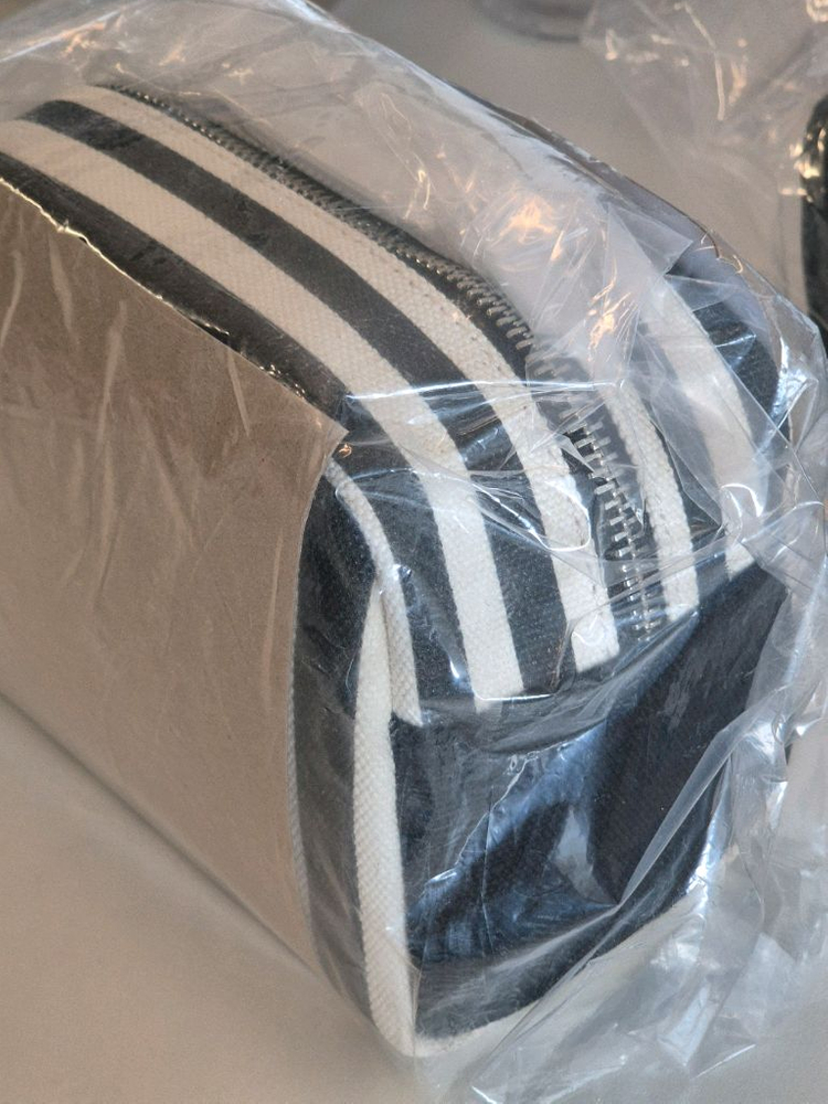 IRO PIX 스트라이프 파우치 새상품 - 이로 여성 Puuvilla 콜라보 파우치--1