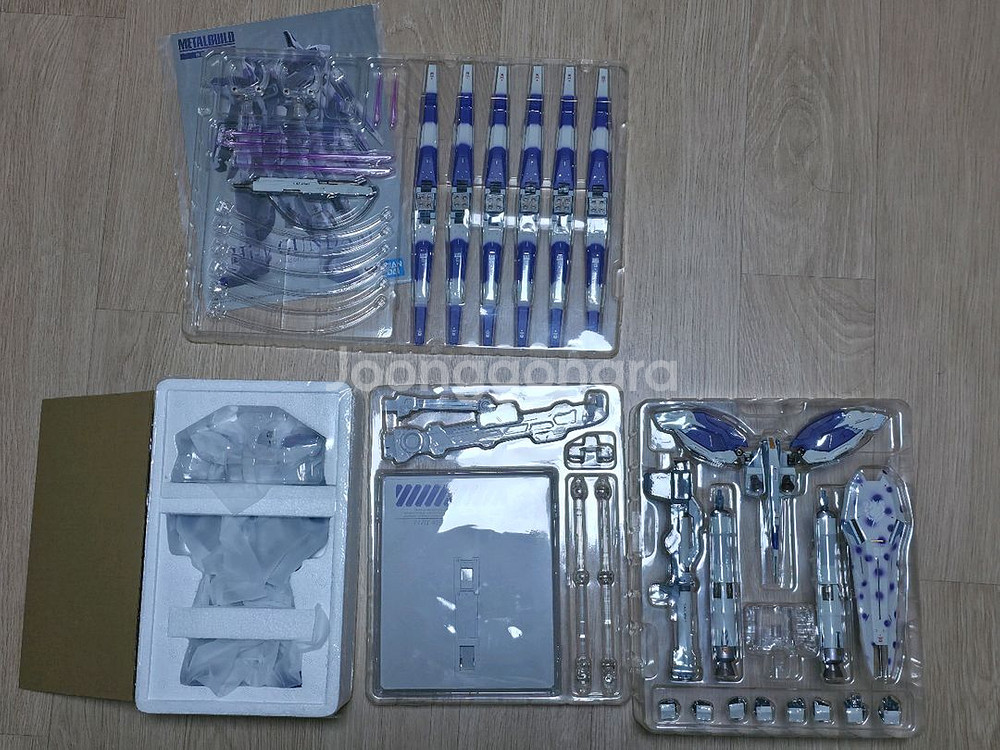 메탈빌드 하이뉴(+커스텀헤드) + 하이메가바주카 팝니다.--5