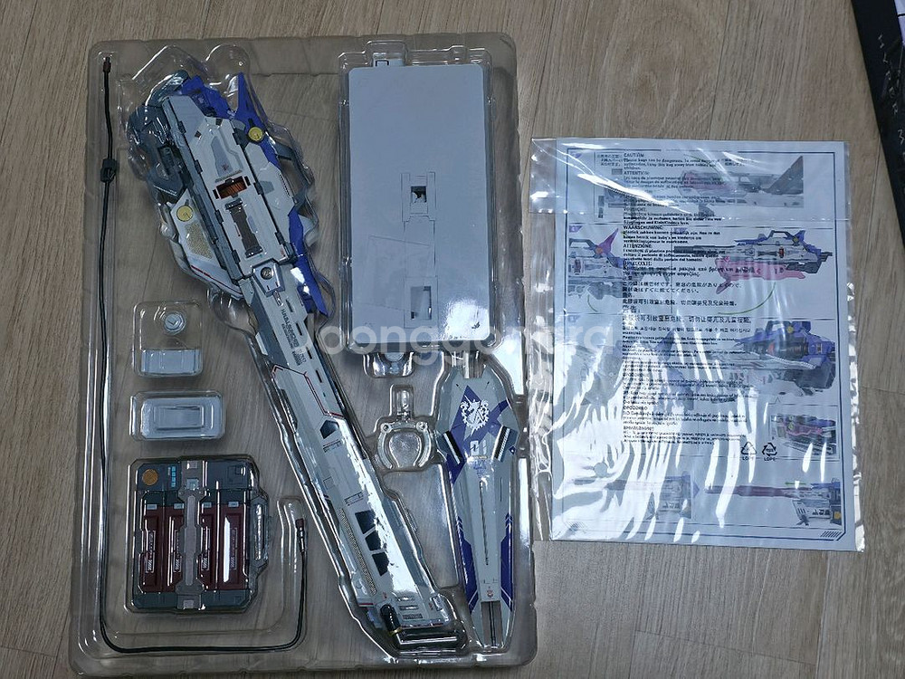 메탈빌드 하이뉴(+커스텀헤드) + 하이메가바주카 팝니다.--8