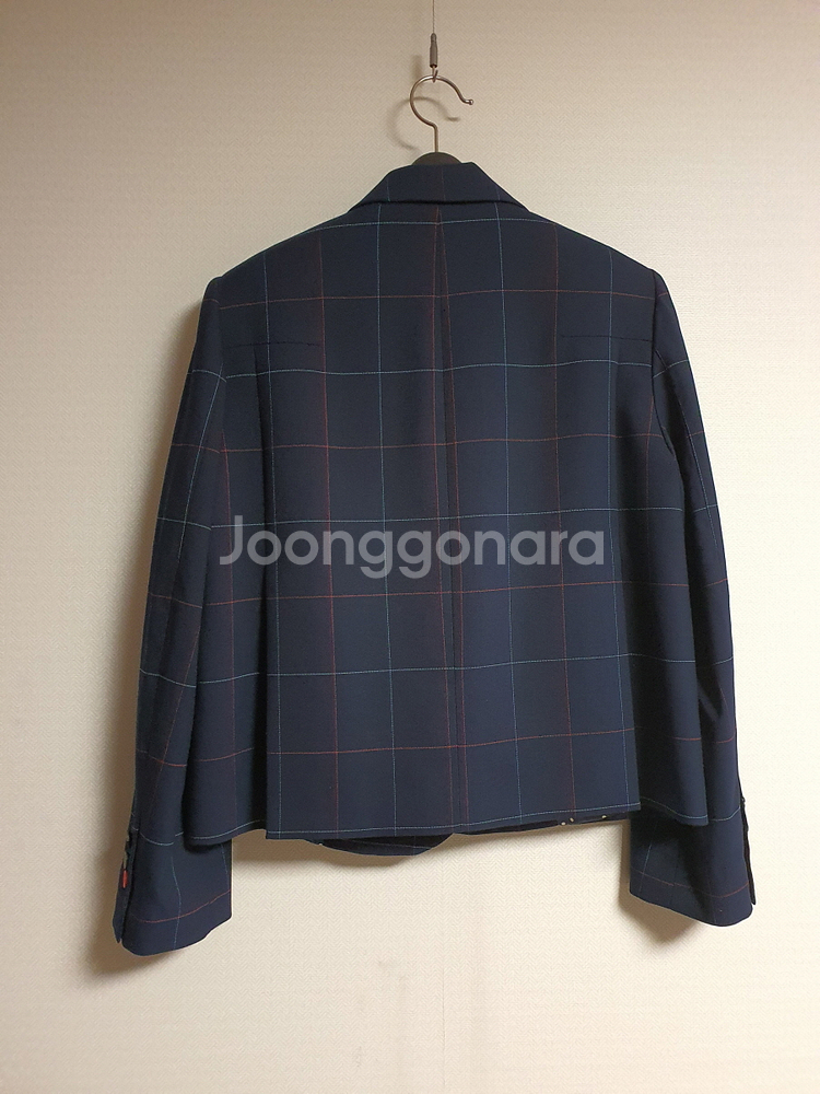 럭키슈에뜨 레터링 디테일 자켓 36 사이즈--7