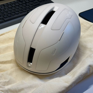 펠코너 2vi 파노말 오프화이트 자전거 헬멧 M사이즈