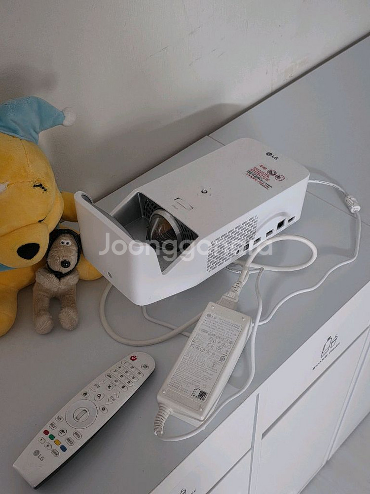 LG 시네빔 빔프로젝터 HF65LA--0