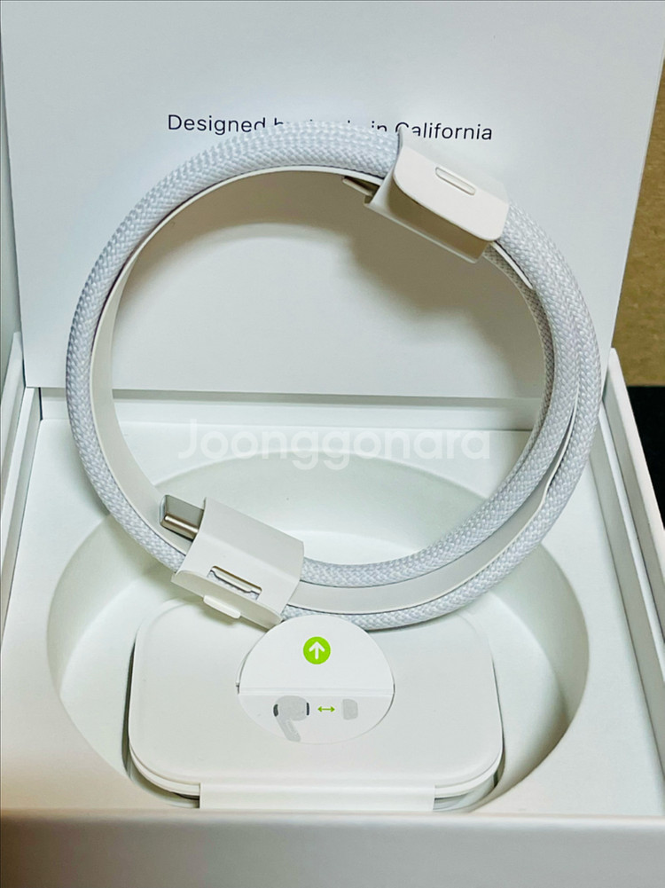 에어팟 프로2 c타입 무선충전 새상품급(2회사용)--1