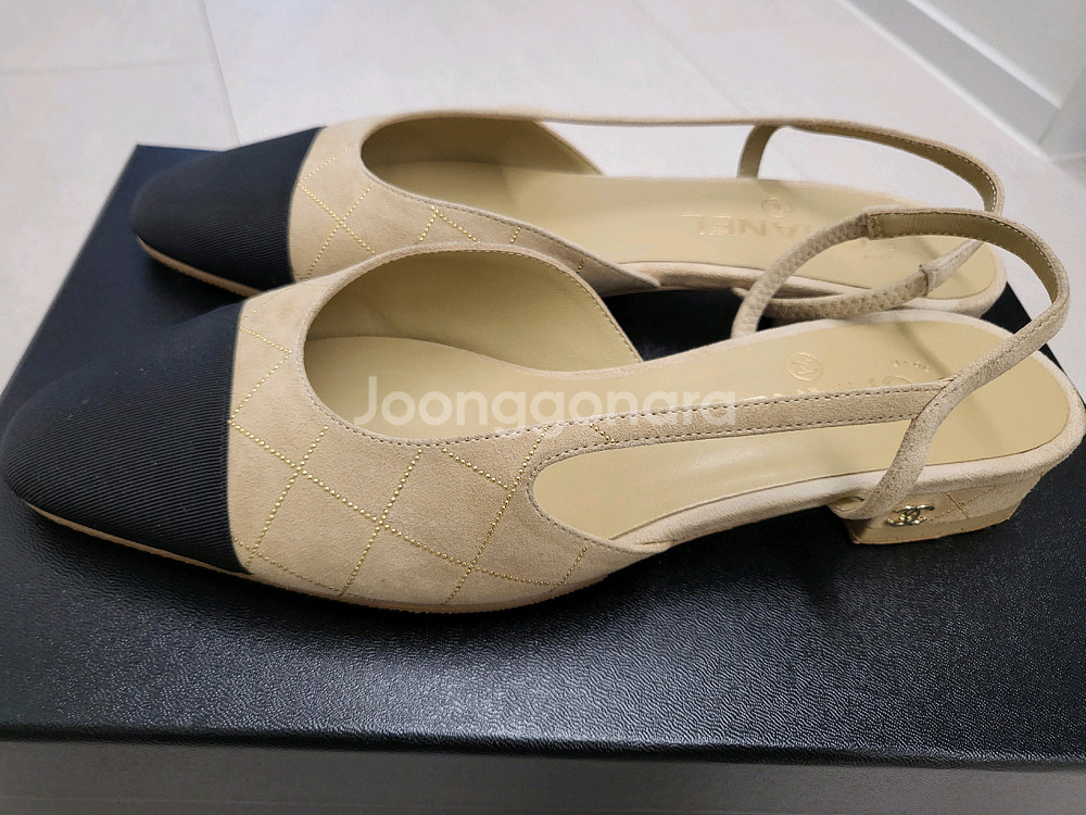 1회 착용)25c 샤넬 슬링백 38사이즈 베이지--1