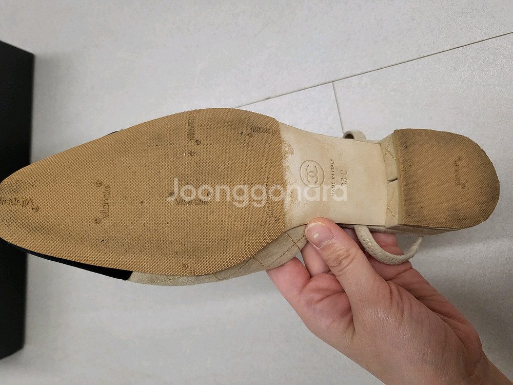 1회 착용)25c 샤넬 슬링백 38사이즈 베이지--7