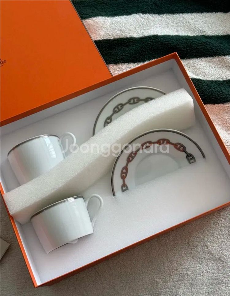 에르메스 샹달 찻잔세트--0