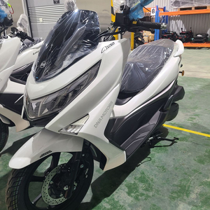 125cc 스쿠터 UHR125 이미지