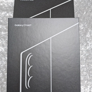 갤럭시 Z 폴드7 미개봉 256Gb 블랙색상 자급제