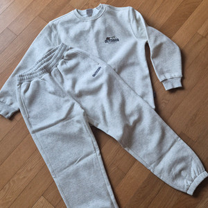 새제품)아웃도어 155 기모 상하셋트