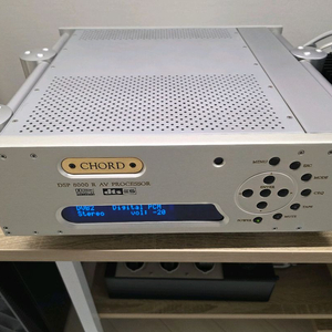 코드 8000r 프리앰프( dac64 내장) 팝니다