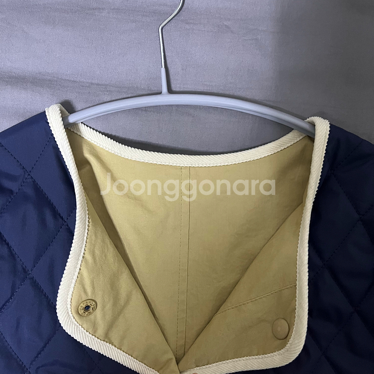 세인트제임스 여성자켓 팔아요.--3