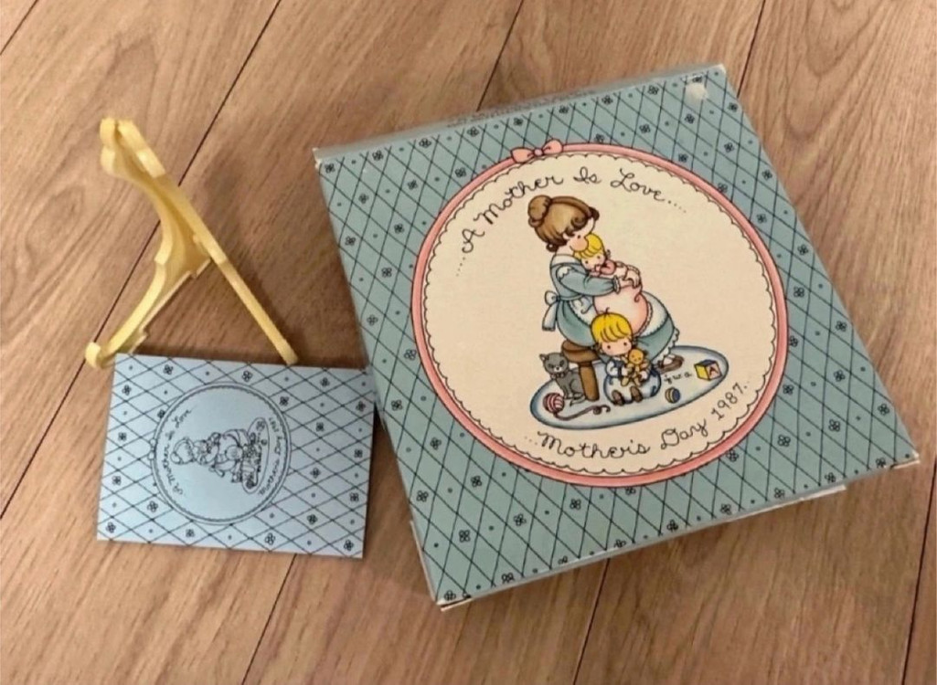 빈티지 에이본 장식접시--1