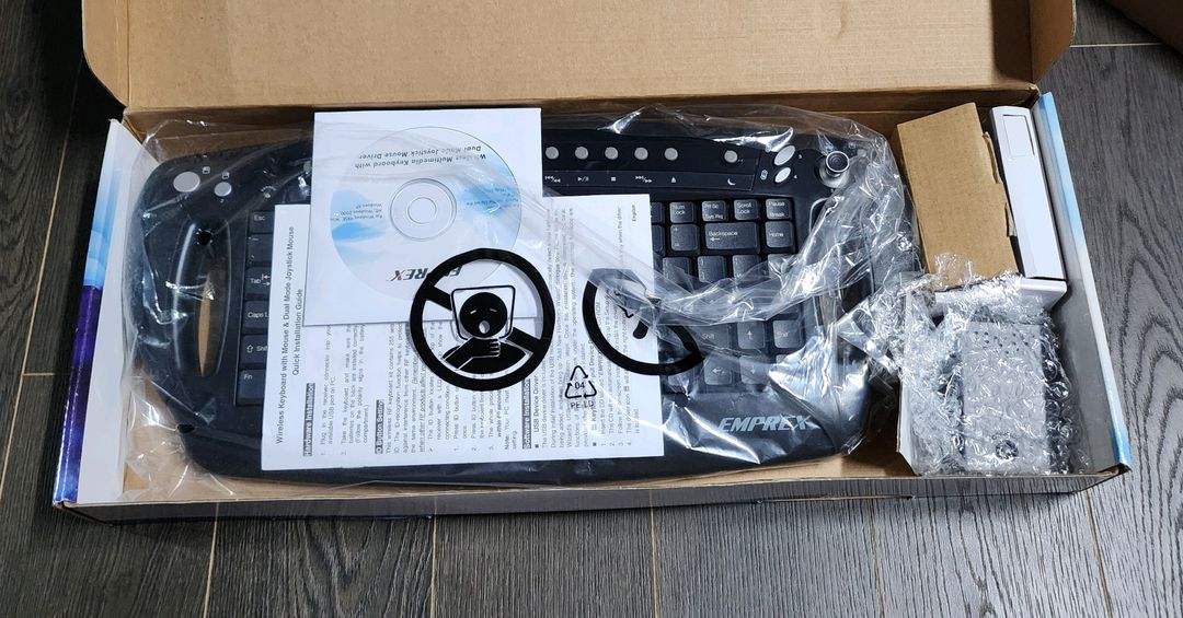 체인텍 EMPREX 9019URF 무선 조이스틱 마우스 키보드--2