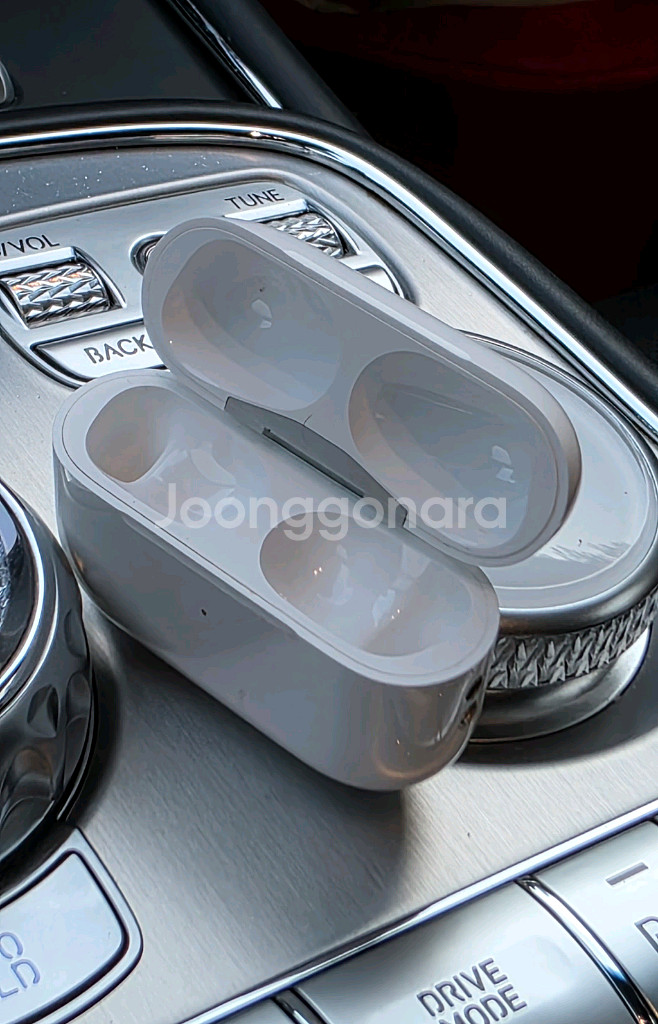 에어팟프로2세대 8핀 본체S급--1