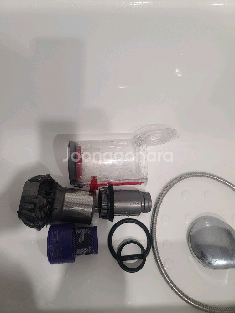 다이슨 무선청소기 V10(배터리교체>1시간8분작동,다이슨거치대 포함,전체해체하여 Cleaning완)--4