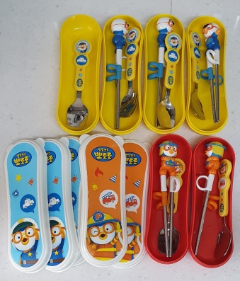 젖병건조대 이유식용기 뽀로로수저셋트 물병 빨대세척 이유식앞치마등--3