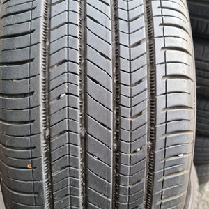 215 55 17 금호타이어 TA51 임판급 중고 1대분