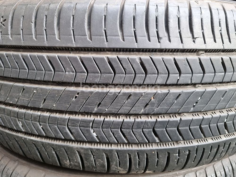 215 55 17 금호타이어 TA51 임판급 중고 1대분--1