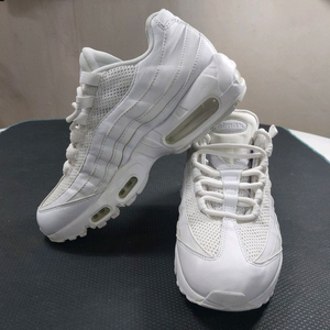 나이키 에어맥스 95 화이트 240~250(택250칼발)