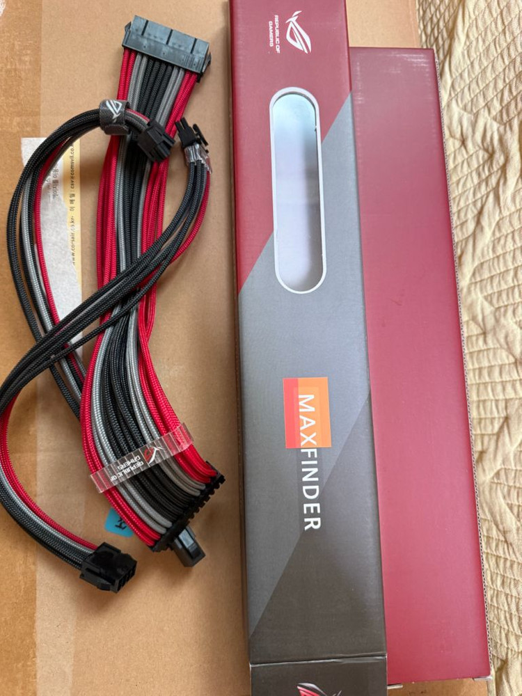 ASUS ROG MAXFINDER 슬리빙케이블 이미지