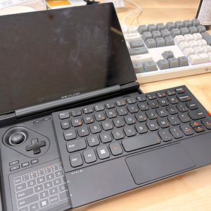 원엑스플레이어 G1 hx370 64ram 2tb 팝니다 umpc