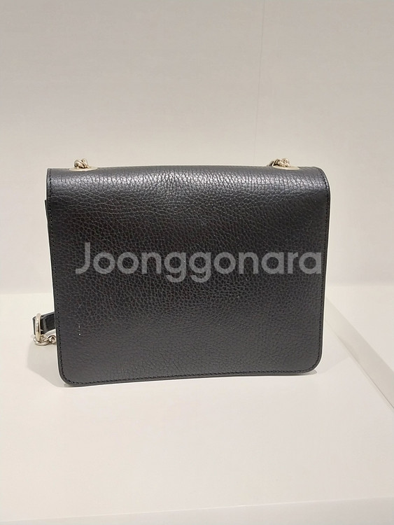 구찌 인터로킹 G메탈 크로스백--5