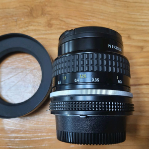 니콘 NIKKOR 24mm f2 수동렌즈
