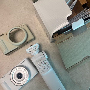 소니 ZV-1 카메라 + 슈팅그립 브이로그 카메라