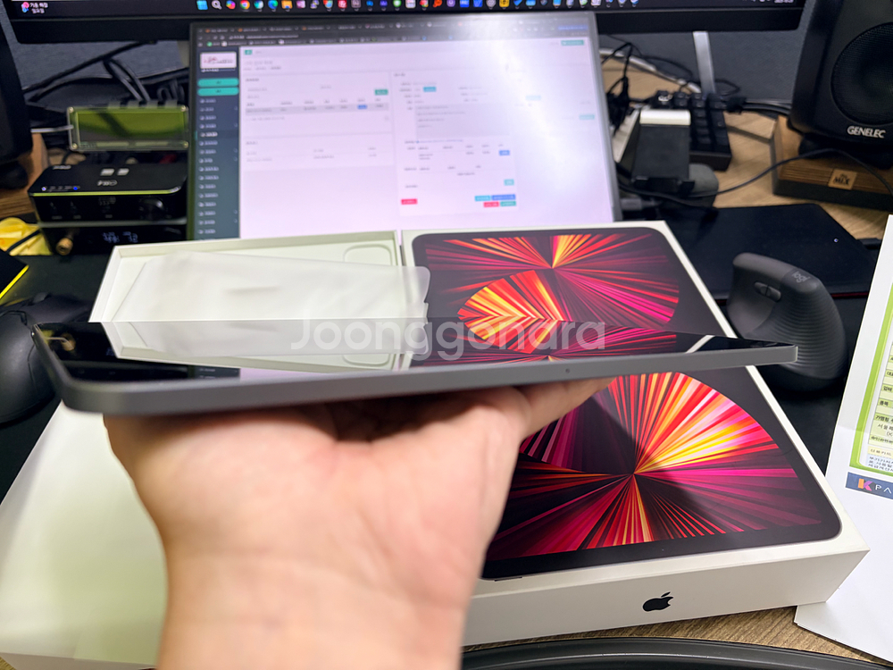 S급 아이패드 프로 11 3세대 m1 128gb(96%)+애플펜슬 2세대+스마트폴리오케이스--8