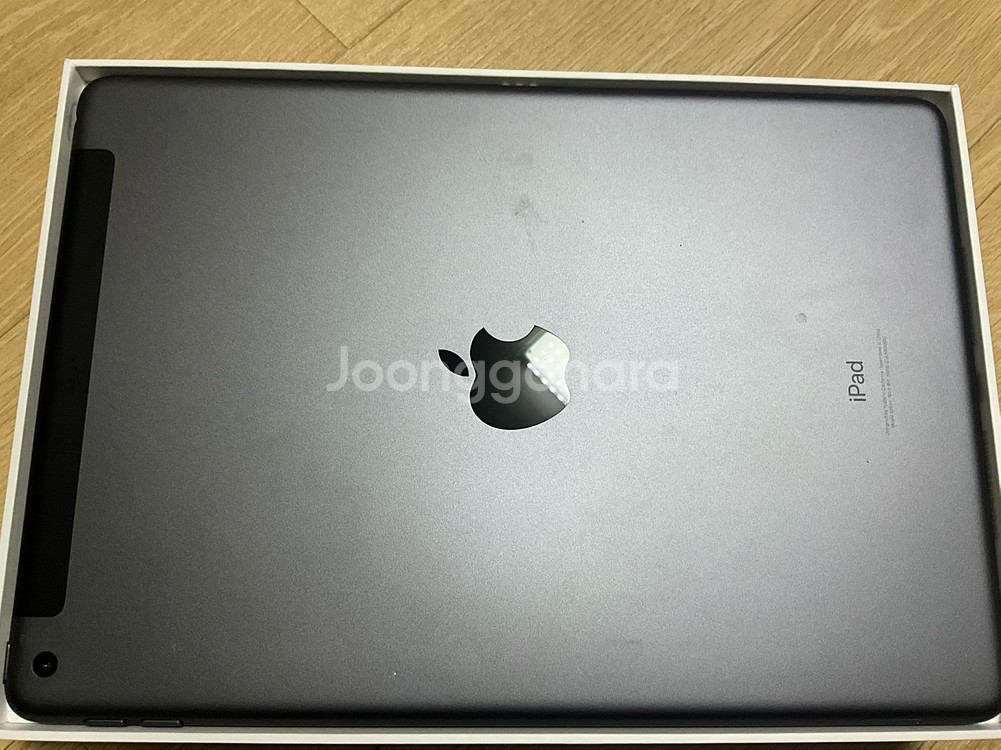 아이패드 9세대 셀룰러 64GB 스페이스그레이 판매합니다--6